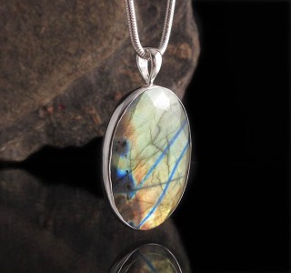 Labradorite Pendant Lge